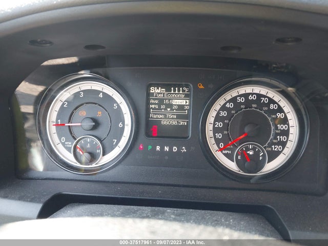 2018 RAM 1500 EXPRESS VIN: 1C6RR6KT0JS279888
