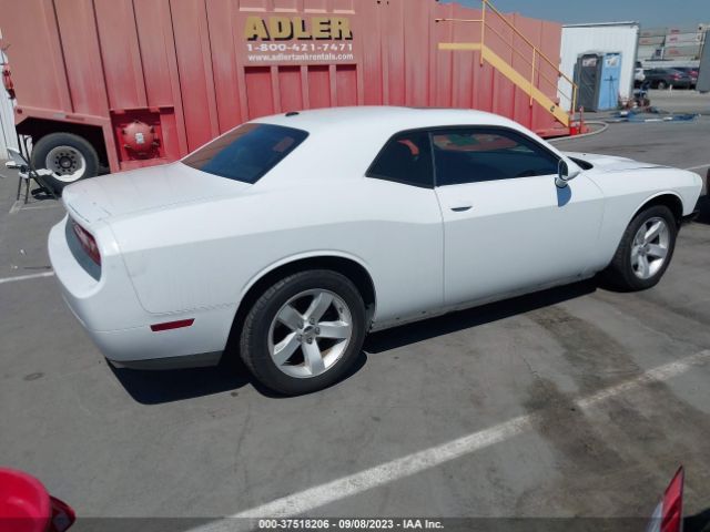 2C3CDYAG4EH270593 Dodge Challenger Sxt Plus