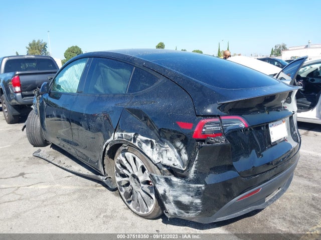 7SAYGDEF5NF327752 Tesla Model Y Performance