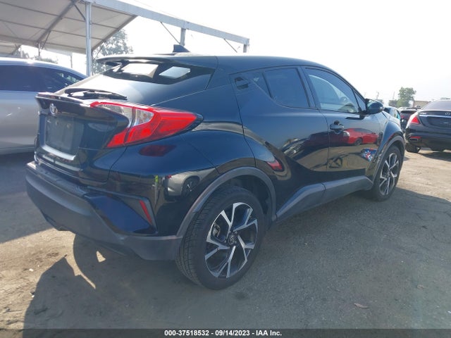 Toyota C-HR XLE 2018 NMTKHMBX0JR041132 Image 4