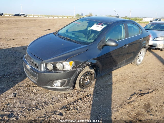 Chevrolet SONIC LTZ 2015 1G1JE5SB6F4186980 Image 2