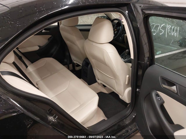 2013 VOLKSWAGEN JETTA SEDAN SE W/CONVENIENCE/SUNROOF VIN: 3VWDX7AJ0DM367185