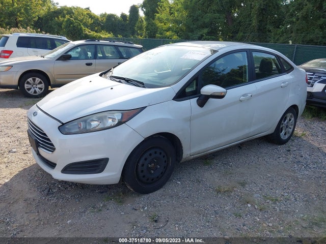Ford FIESTA SE 2015 3FADP4BJ9FM198857 Image 2