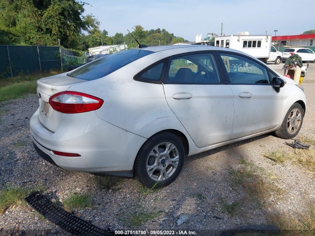 Ford FIESTA SE 2015 3FADP4BJ9FM198857 Image 5