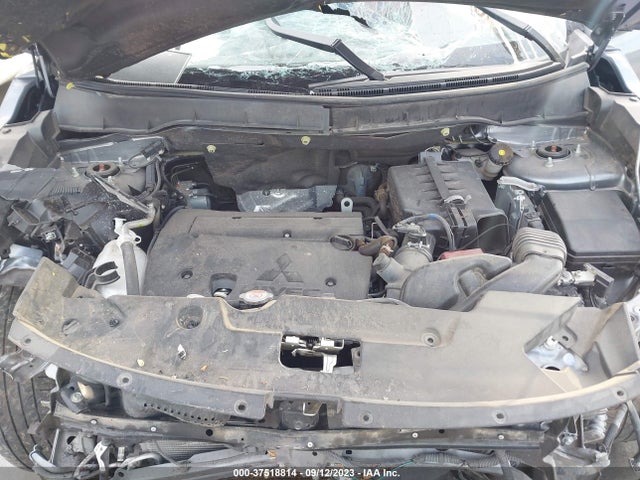 JA4APUAU8NU011444 Mitsubishi Outlander Sport Es/le/s/be