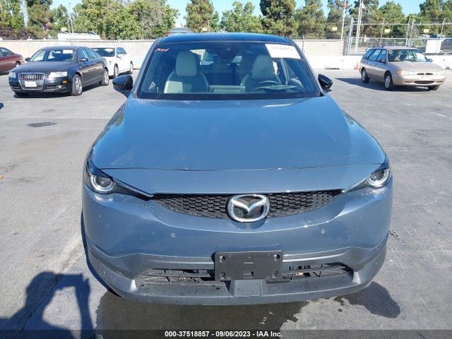 2022 Mazda MX-30, VIN: JM1DRADBXN0100350