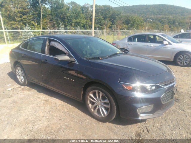 2018 1G1ZD5ST3JF233488 main image