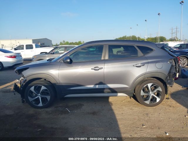 KM8J33A28JU837081 Hyundai Tucson Value