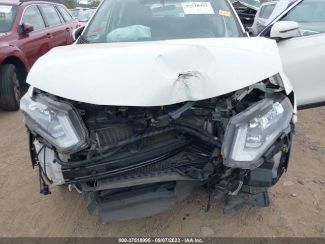 5N1AT2MTXJC812770 Nissan ROGUE S/SV/SL