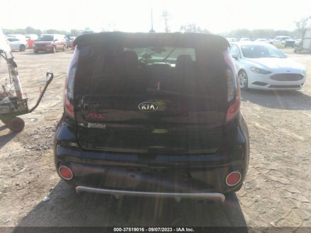 KNDJX3AA8J7608317 KIA Soul !