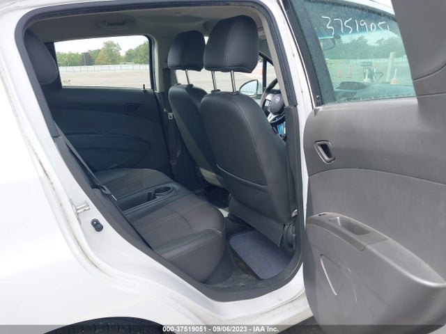 Chevrolet Spark Lt 2015 KL8CD6S94FC731661 Image 8