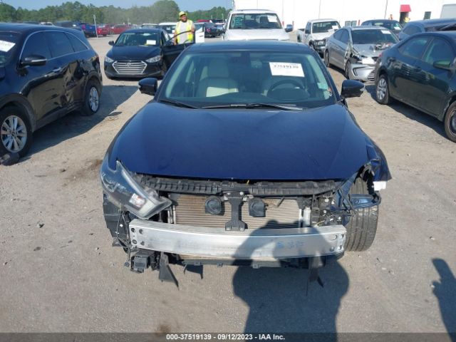 1N4AA6AP1JC371982 Nissan Maxima Platinum