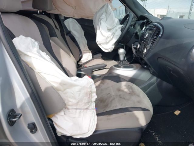JN8AF5MV6ET363922 Nissan Juke Sv