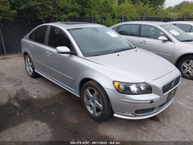 2006 VOLVO S40 2.5L TURBO VIN: YV1MH682762176568