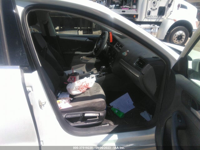 3VW2B7AJ9HM412345 Volkswagen Jetta 1.4t S