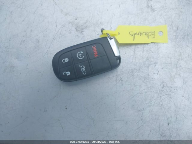 1C4RJFCG6JC144300 Jeep Grand Cherokee Overland