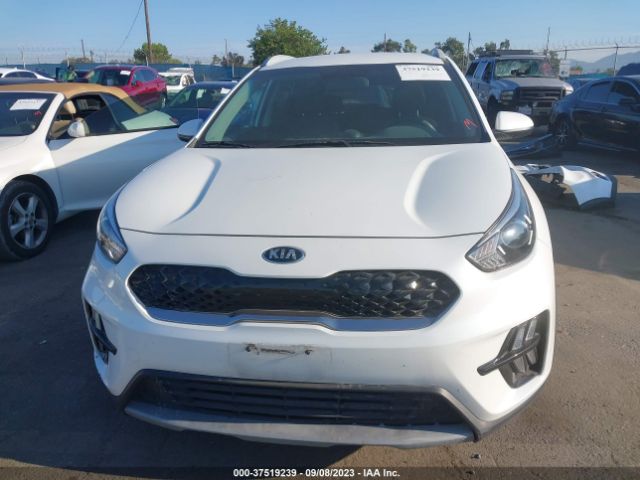 KNDCB3LC4M5480647 KIA NIRO LX