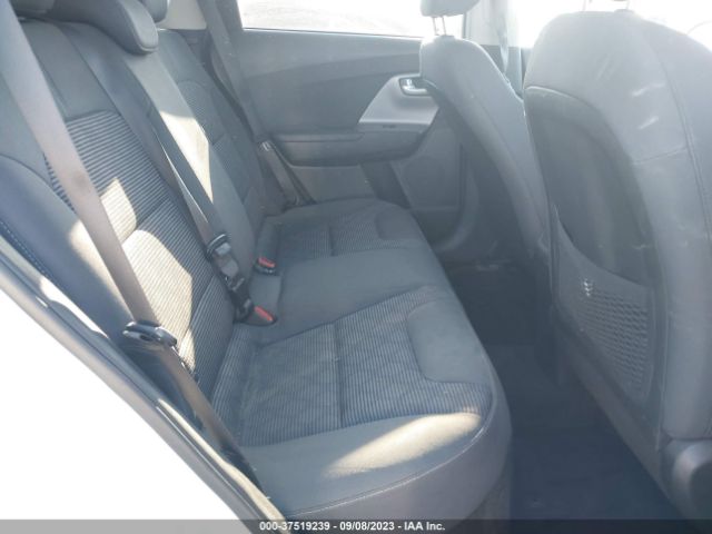 KNDCB3LC4M5480647 KIA NIRO LX