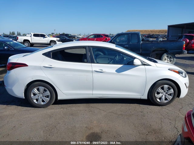 Hyundai ELANTRA SE 2016 5NPDH4AE3GH715363 Image 5