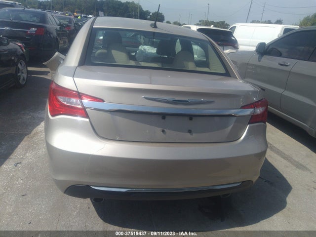 Chrysler 200 Limited 2014 1C3CCBCG1EN179513 Image 17