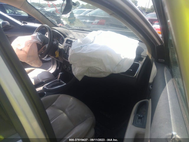 Chrysler 200 Limited 2014 1C3CCBCG1EN179513 Image 5