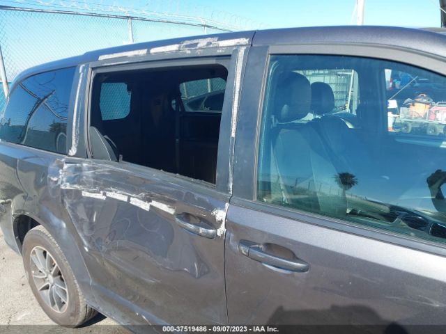 2C4RDGEG0KR535977 Dodge Grand Caravan Gt