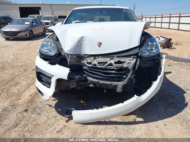 2017 PORSCHE CAYENNE WP1AA2A20HKA92058 Photo 5