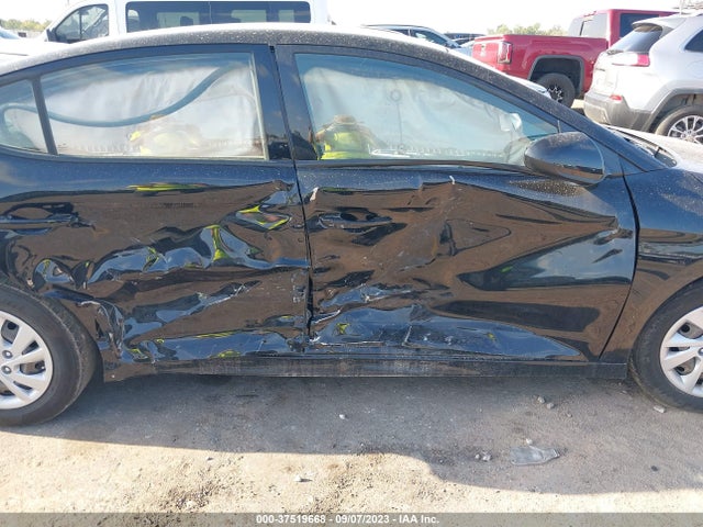 Hyundai ELANTRA SE 2020 5NPD74LF3LH504988 Image 12