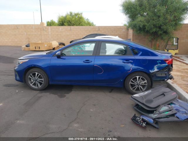 3KPF24AD4PE585437 KIA Forte Lxs