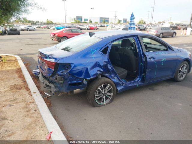 3KPF24AD4PE585437 KIA Forte Lxs