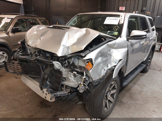 Toyota 4runner Trd Off Road Premium 2021 JTERU5JR8M5881931 Image 2