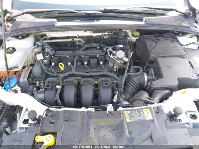 1FADP3K29GL213623 Ford FOCUS SE