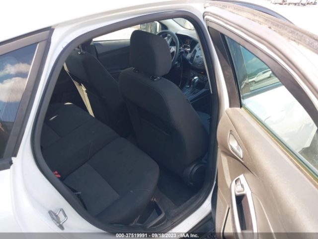 1FADP3K29GL213623 Ford FOCUS SE
