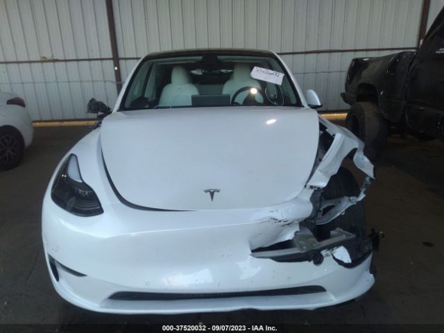 7SAYGDEF6NF410560 Tesla Model Y Performance