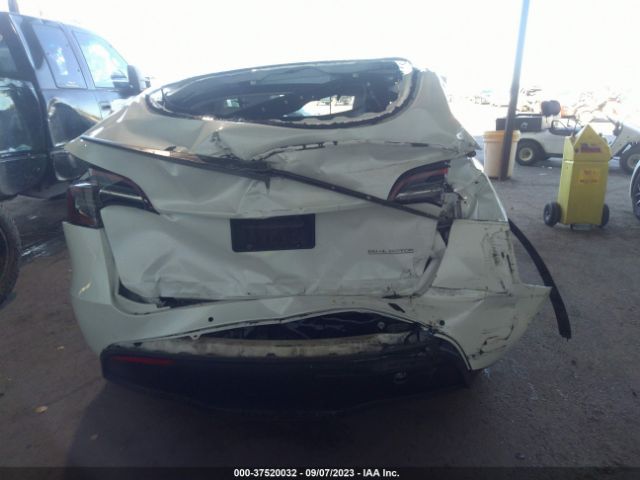7SAYGDEF6NF410560 Tesla Model Y Performance