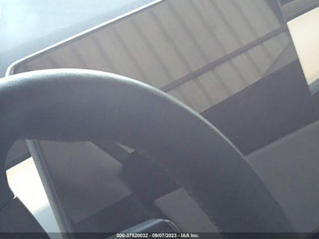 7SAYGDEF6NF410560 Tesla Model Y Performance