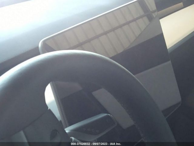7SAYGDEF6NF410560 Tesla Model Y Performance