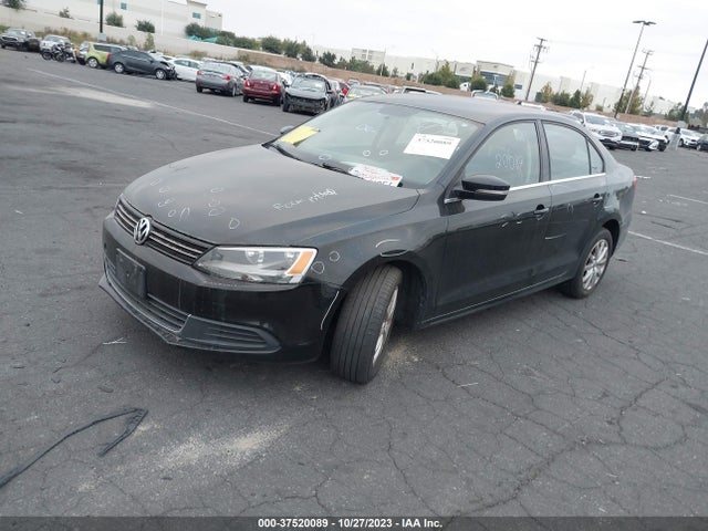 3VWD17AJ8EM332655 Volkswagen Jetta Sedan Se W/connectivity