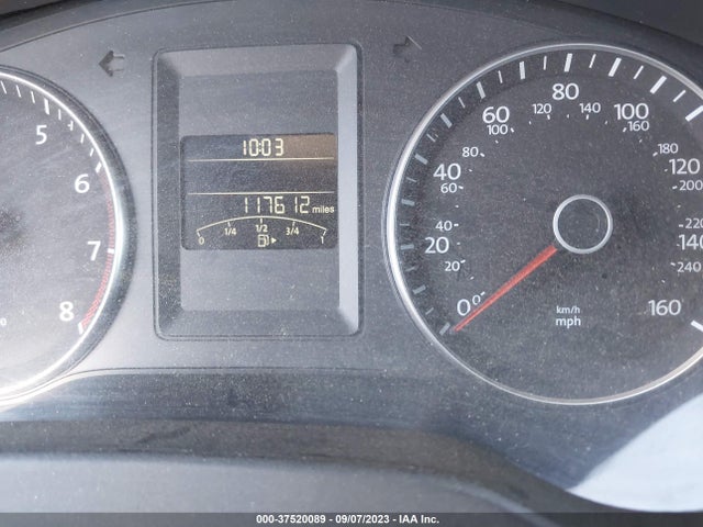 3VWD17AJ8EM332655 Volkswagen Jetta Sedan Se W/connectivity