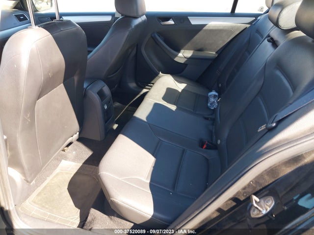 3VWD17AJ8EM332655 Volkswagen Jetta Sedan Se W/connectivity