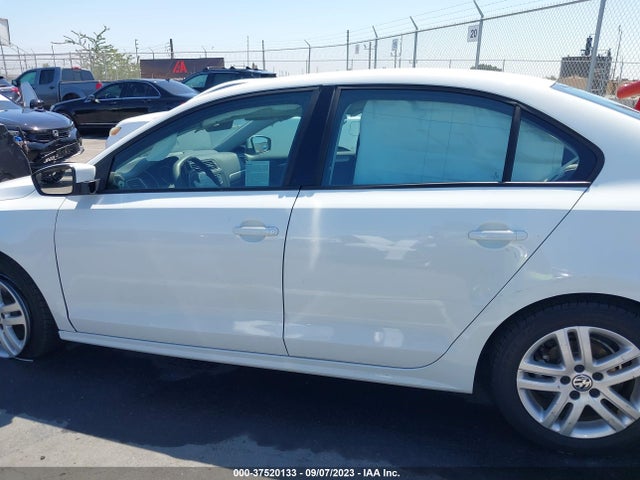 3VW2B7AJ0JM245475 Volkswagen Jetta 1.4t S