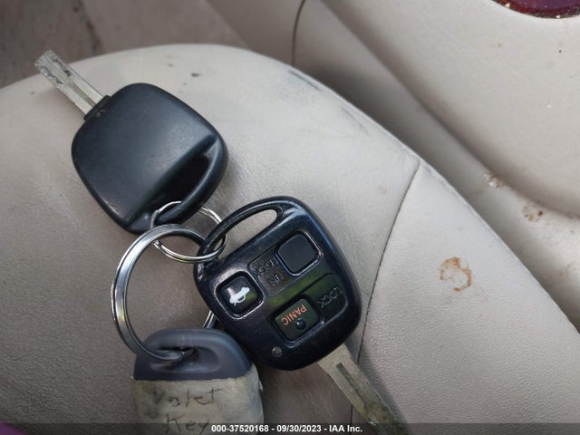 2003 LEXUS ES 300 VIN: JTHBF30GX30139254
