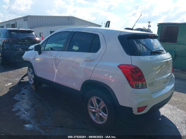 Chevrolet TRAX LS 2020 KL7CJKSB8LB064393 Image 3