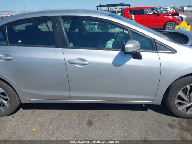 19XFB2F57FE283371 Honda Civic Sedan Lx