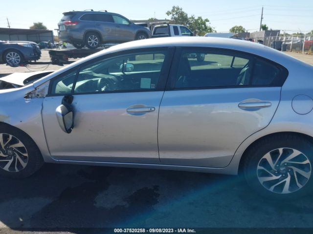 19XFB2F57FE283371 Honda Civic Sedan Lx