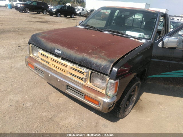 1994 NISSAN TRUCK KING CAB XE VIN: 1N6SD16S1RC314468