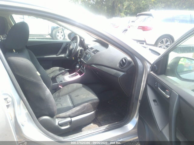 2011 MAZDA MAZDA3 JM1BL1VF4B1498784 Photo 4