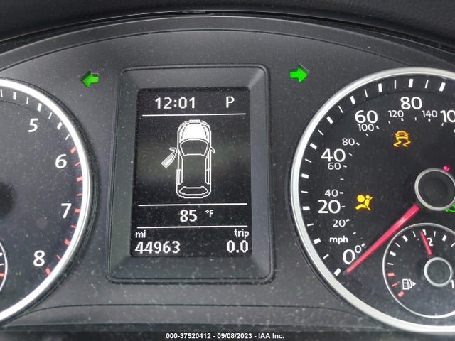 2017 VOLKSWAGEN TIGUAN VIN: WVGBV7AX4HK046652
