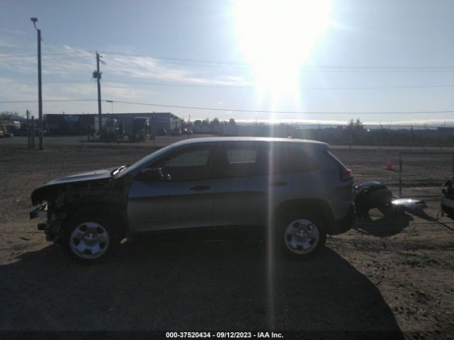 1C4PJLAB9GW274852 Jeep Cherokee Sport