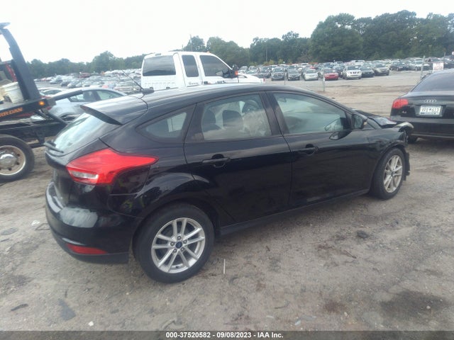 2017 FORD FOCUS SE VIN: 1FADP3K28HL217602